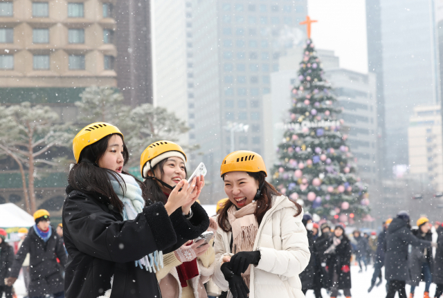 가성비있게, 쾌적하게, 우아하게…서울 도심서 즐기는 스케이트