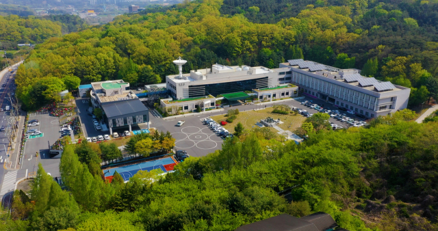 대전시 유성구에 자리잡고 있는 한국천문연구원 본원. 사진제공=한국천문연구원