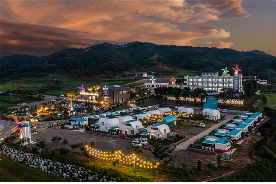 충남 공주 신풍면에 조성된 복합문화레저타운 '힐스포레'. 사진제공=힐스포레