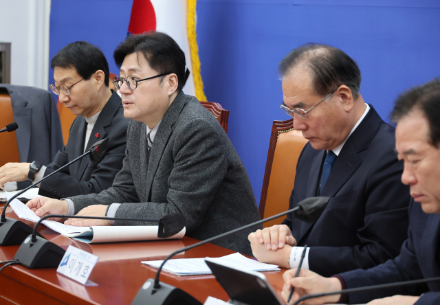 홍익표 더불어민주당 원내대표가 9일 오전 국회에서 ‘부동산PF 유동성 위기와 건설사 줄도산 위험, 어떻게 대응할 것인가?’ 토론회에서 발언하고 있다. 연합뉴스