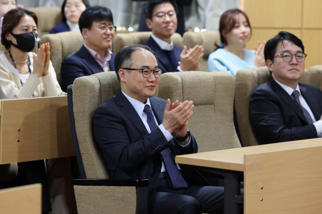 ”외부 목소리 듣고 식견 넓혀라”…명사 초청에 진심인 검찰총장