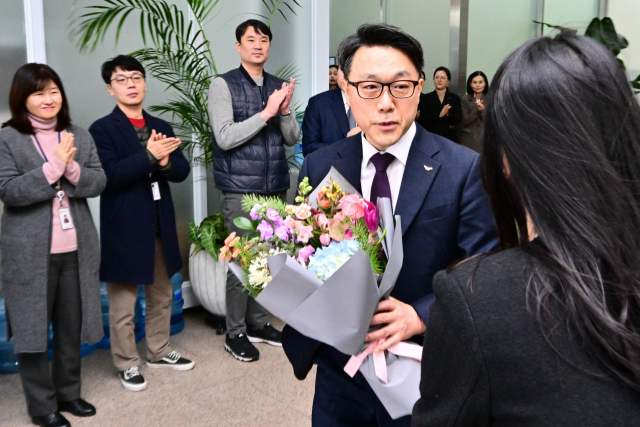 김진욱 공수처장 퇴임 '성과 부족 송구…독립성 지키려 노력'