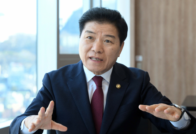김경안 새만금개발청장 '새만금 핵심은 기업…4%대 산업용지 비중 두자릿수로 늘릴 것'