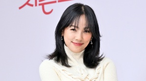 이효리, 모녀 예능 첫 출연…'효리네 민박' PD와 의기투합