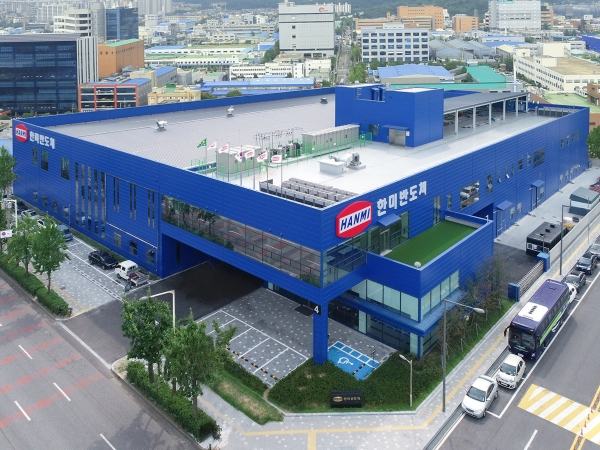 한미반도체 사옥 전경. 사진제공=한미반도체