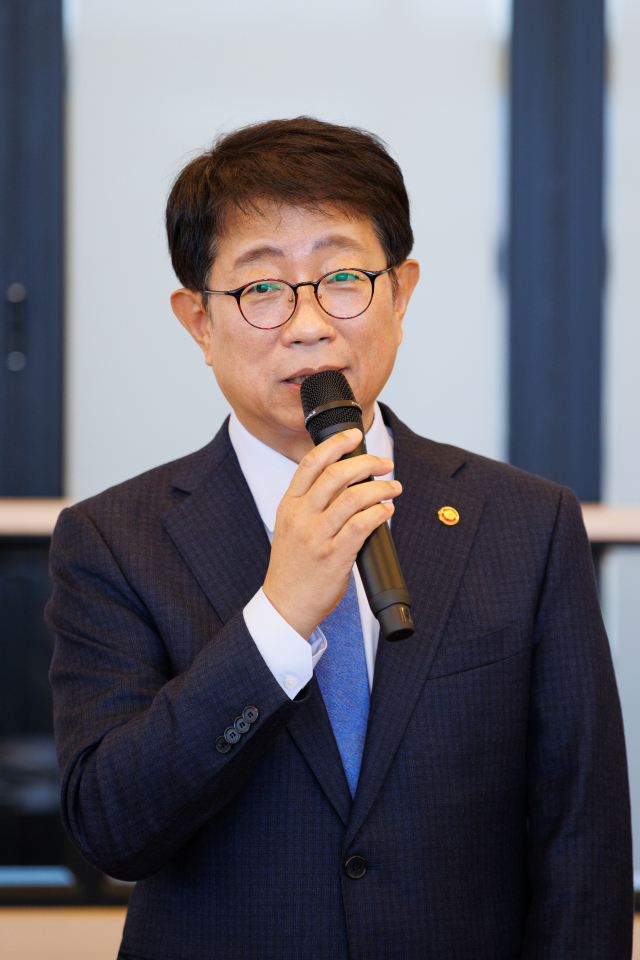 박상우 장관 '전세에서 민간 장기 임대로 패러다임 전환해야'