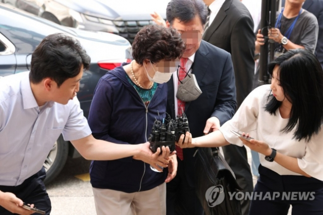 법무부 '尹 장모 가석방 검토한 적 없다'