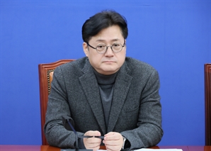 홍익표 “尹 대담, 변명으로 시작해 자기합리화로 끝난 빈껍데기”