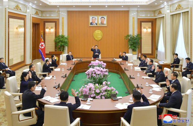 北, 경협 관련 법·합의서 폐기…통일부 '일방적 선언 효력없어'