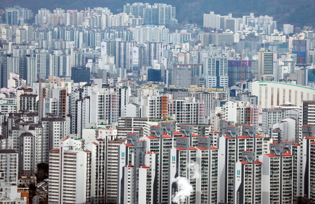 통장 0개·2개 접수도…연초 청약 시장 성적표 우울 [집슐랭]