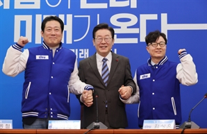 민주당, ‘험지’ 영남권 영입인사 2명 발표
