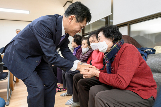 서울 양천구 '100세 이상 부모 모시면 '효도 수당' 드려요'