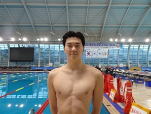 고교생 윤지환, 세계선수권 배영 50ｍ 준결승 진출