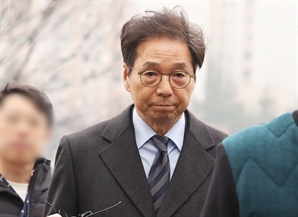 '347억 원 임금 체불 혐의' 박영우 대유위니아 회장 구속