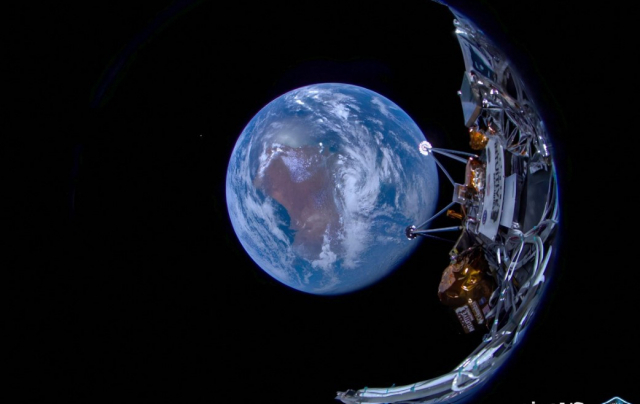 미국 민간 달 착륙선이 우주에서 촬영한 사진. 연합뉴스