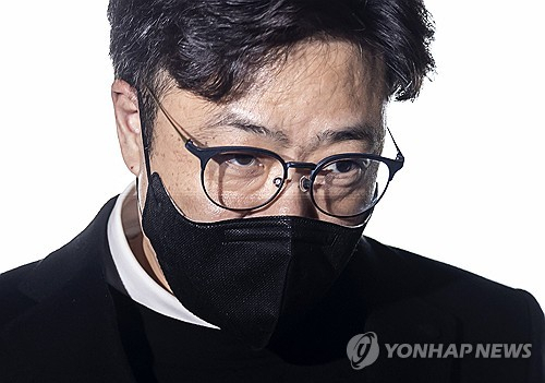 피프티 피프티 소속사 '안성일, 횡령으로 검찰 송치'