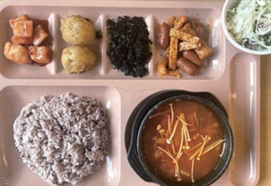 "밥은 먹고 살아야지"…한 푼 아쉬운 대학생들 위해 늘어나는 '천 원의 아침밥'