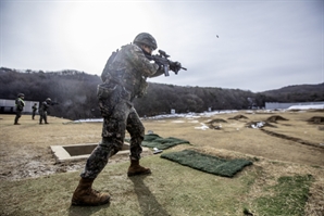 육군, 전 부대서 ‘무작위 표적 제압’ 사격훈련 실시
