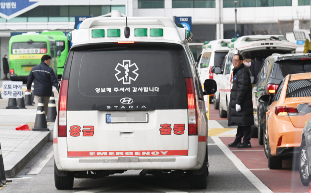 '다 잡아다 감방에 넣든지, 화끈하게 질러주면 안 되겠냐' 의료현장의 절규