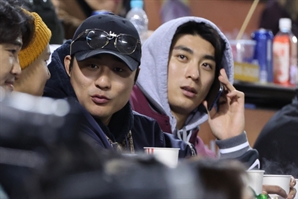 김하성·이정후, MLB 시범경기 첫 맞대결서 동반 결장