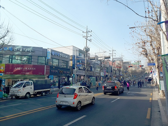 서울 금천구, 지중화사업으로 학교 통학로 안전 지킨다
