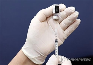 내달부터 日서 코로나19 백신·치료제 정부 지원 종료