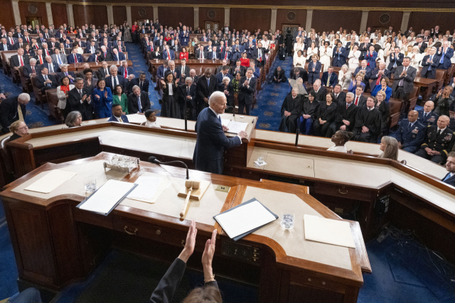 7일 조 바이든 미국 대통령이 워싱턴DC 미국 국회의사당 하원에서 국정연설을 하고 있다. AP연합뉴스