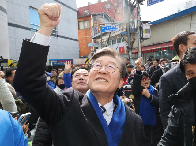 금요일 퇴근길…사진으로 돌아보는 '시끌시끌 여의도 정치'