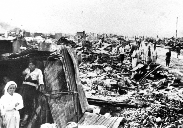 1950년 발발한 6.25 전쟁으로 폐허가 된 서울 을지로 5-6가 일대 모습. 연합뉴스