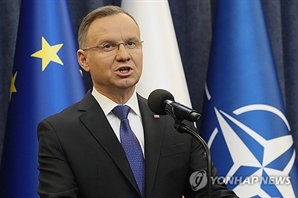 폴란드, 러시아 위협 우려해 바이든에 '군사지원 확대' 요청 예정