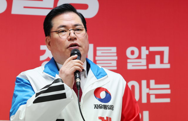 [단독] 이재명 잡겠다던 유동규, 계양을 출마 포기…'원희룡 지지'