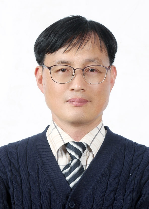 김철응 월송나무병원장