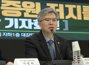 "尹, 전공의 만나 협의해야"…증원 철회 또 주장한 의협