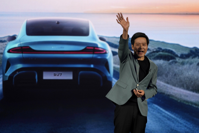 [영상] ‘4000만원’ 샤오미 전기차, 출시 27분만에 5만대 팔렸다