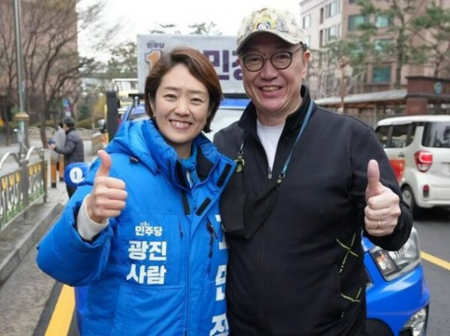 고민정 더불어민주당 광진을 후보(왼쪽)와 배우 박상면씨. /출처=고 후보 페이스북