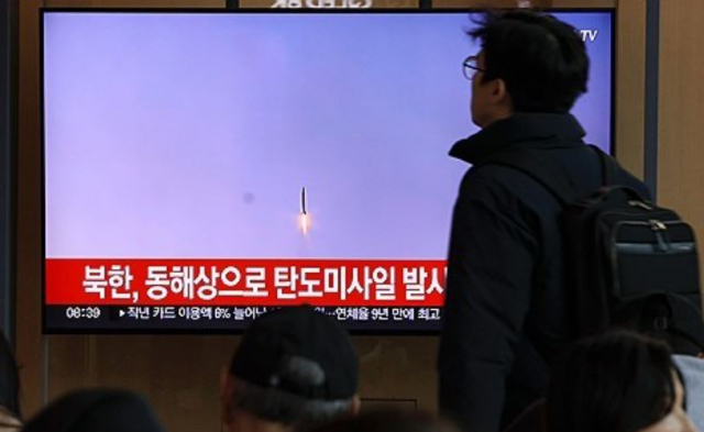 합참 “북한, 동해상으로 탄도미사일 발사”…15일 만의 도발