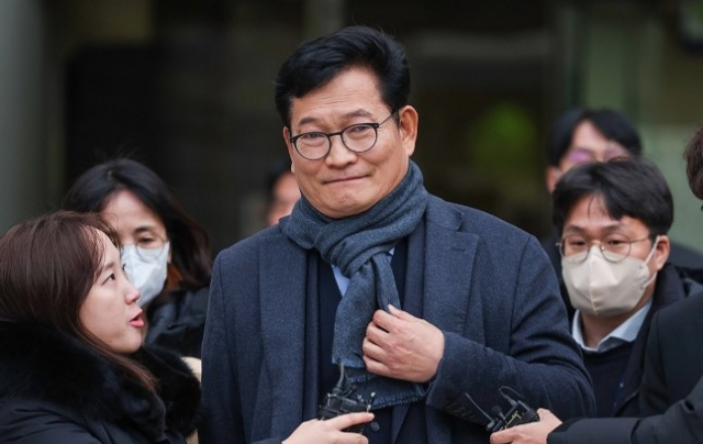 송영길 소나무당 대표, 보석 기각에 단식 투쟁…'재판도 거부'