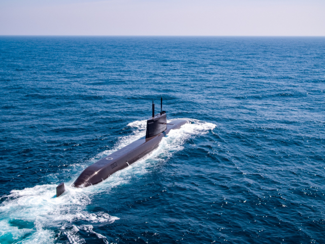 ‘수중 킬체인’ 핵심전력인 국산 3000t급 3번째 잠수함 ‘신채호함’ 운항하는 모습. 사진 제공=방위사업청
