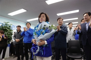 '6선' 추미애, 국회의장 거론에 "주저하지 않겠다"