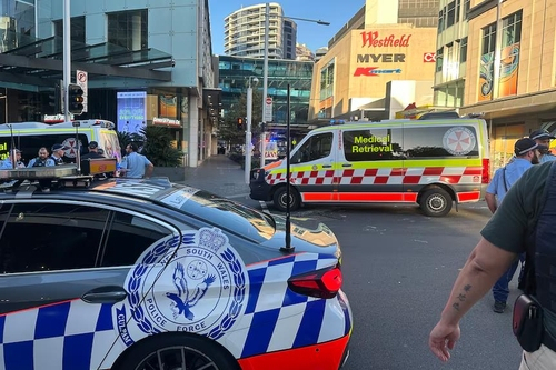 호주서도 대낮에 쇼핑센터서 '칼부림'…6명 사망 '충격'