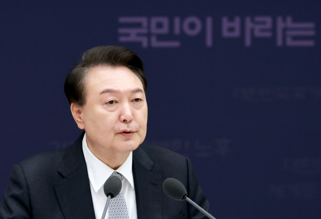 尹 지지율 총선 직후 30% 붕괴…'성난 민심 되돌릴 대변혁 절실'