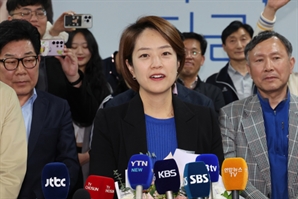 尹정부 총리·참모진 인선에…고민정 “하려는 여당 인사들 없을것, 레임덕 시작”