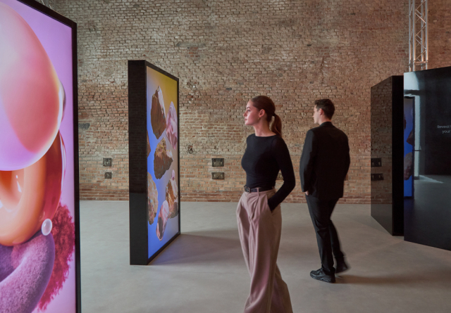 삼성전자가 15일(현지 시간) 밀라노 레오나르도 다빈치 국립과학기술박물관 부지에 위치한 레카발레리제(Le Cavallerizze)에서 ‘공존의 미래’ 전시회를 개최했다. 사진 제공=삼성전자