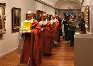 윤대통령 방문 이후 급물살…15년만에 미국 보스턴서 고려 스님 사리 돌아왔다