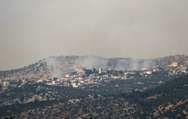 이스라엘군과 친이란 세력인 레바논의 헤즈볼라가 이스라엘 국경지역서 총격전을 벌이고 있다. EPA연합뉴스