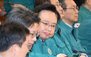 의사집단행동 중대본 참석한 조규홍 장관