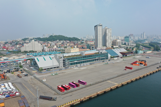 인천시 중구 내항 8부두에 위치한 상상플랫폼 전경. 사진제공=인천관광공사