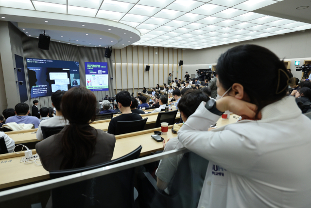 '전 국민의 공공의 적 됐다' '황우석 때처럼 여론으로 재단'…작심 발언 쏟아낸 서울대 의료진들