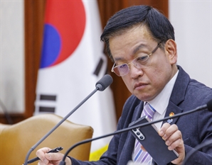 최상목, 아세안+3 재무장관 회의·ADB 총회 참석차 출국