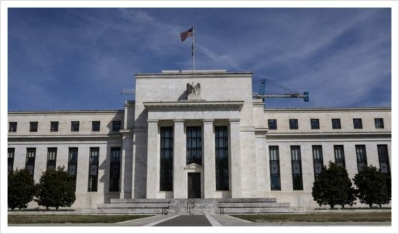 연준, 5월 FOMC 기준금리 동결…“6월부터 QT 축소”